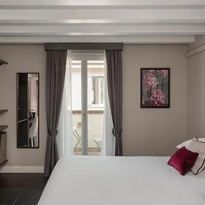 Santarella Casa de hóspedes Milão