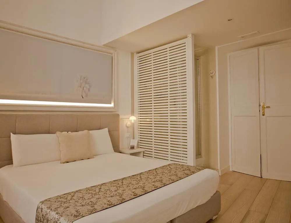 Primo Piano Suites Guest house
